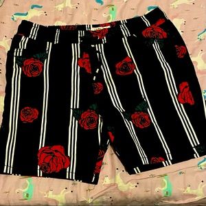 Men Short W/ Design